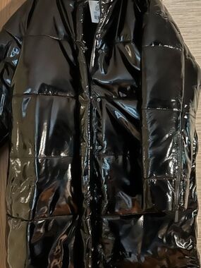 Lita By Ciara Shiny Black Puffer Coat - High Gloss Finish. Genuine Leather